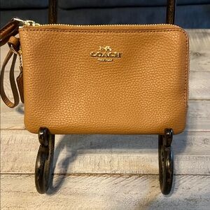 NWOT Coach Brown Leather Double Zip Wristlet